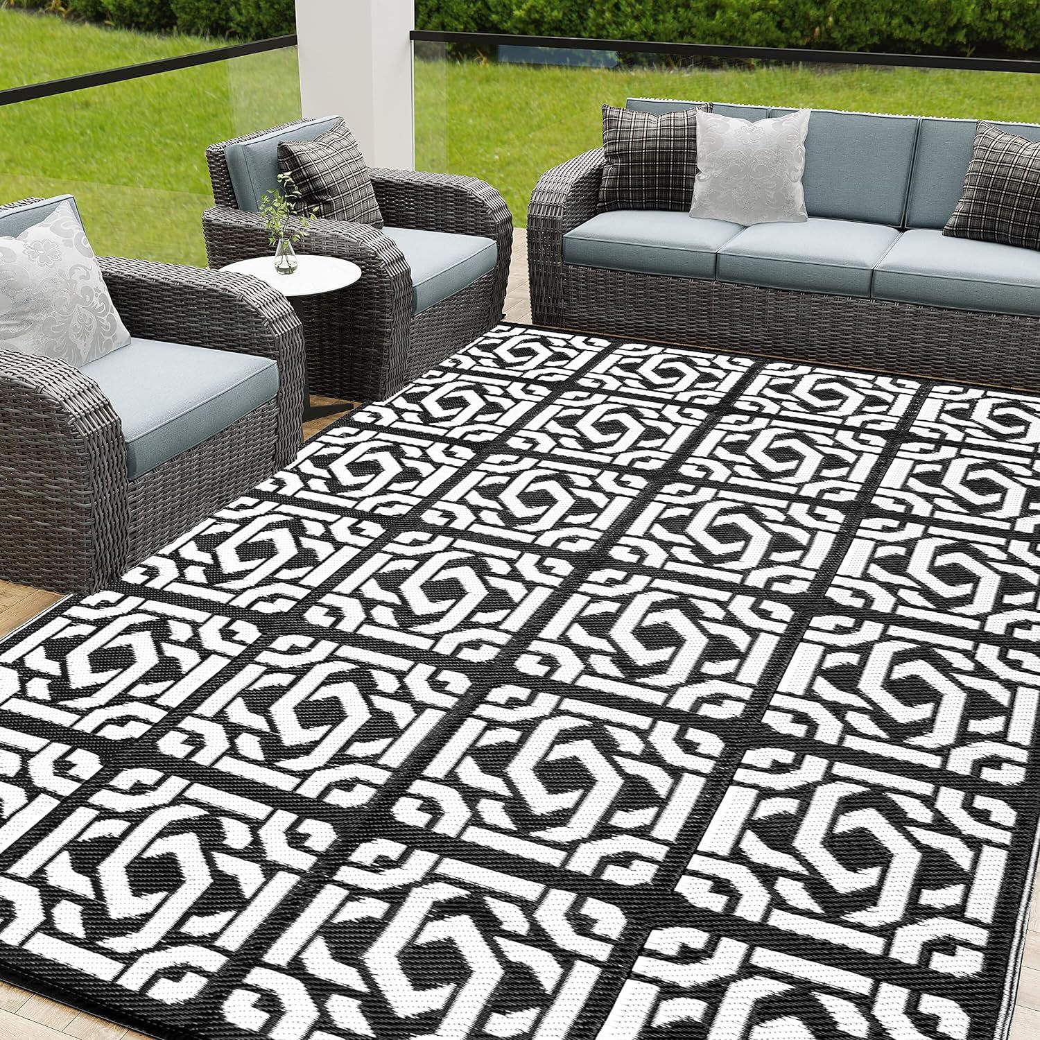 Eco-friendly Brown Plastic Patio Braided Polypropilen Rug Black and White Outdoor Rv Picnic Rug