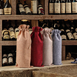 Bán buôn tùy chỉnh thiết kế mới sao vàng đỏ in vải bố tái sử dụng rượu Tote Túi đay nhung bền dệt bao bì - Product Image 5