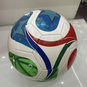 Balón de Fútbol Cosido a Máquina de PVC para la Copa Mundial 2026, Talla 5, con Logotipo Personalizado, Popular en Todo el Mundo, Balón de Fútbol Duradero - Product Image 4