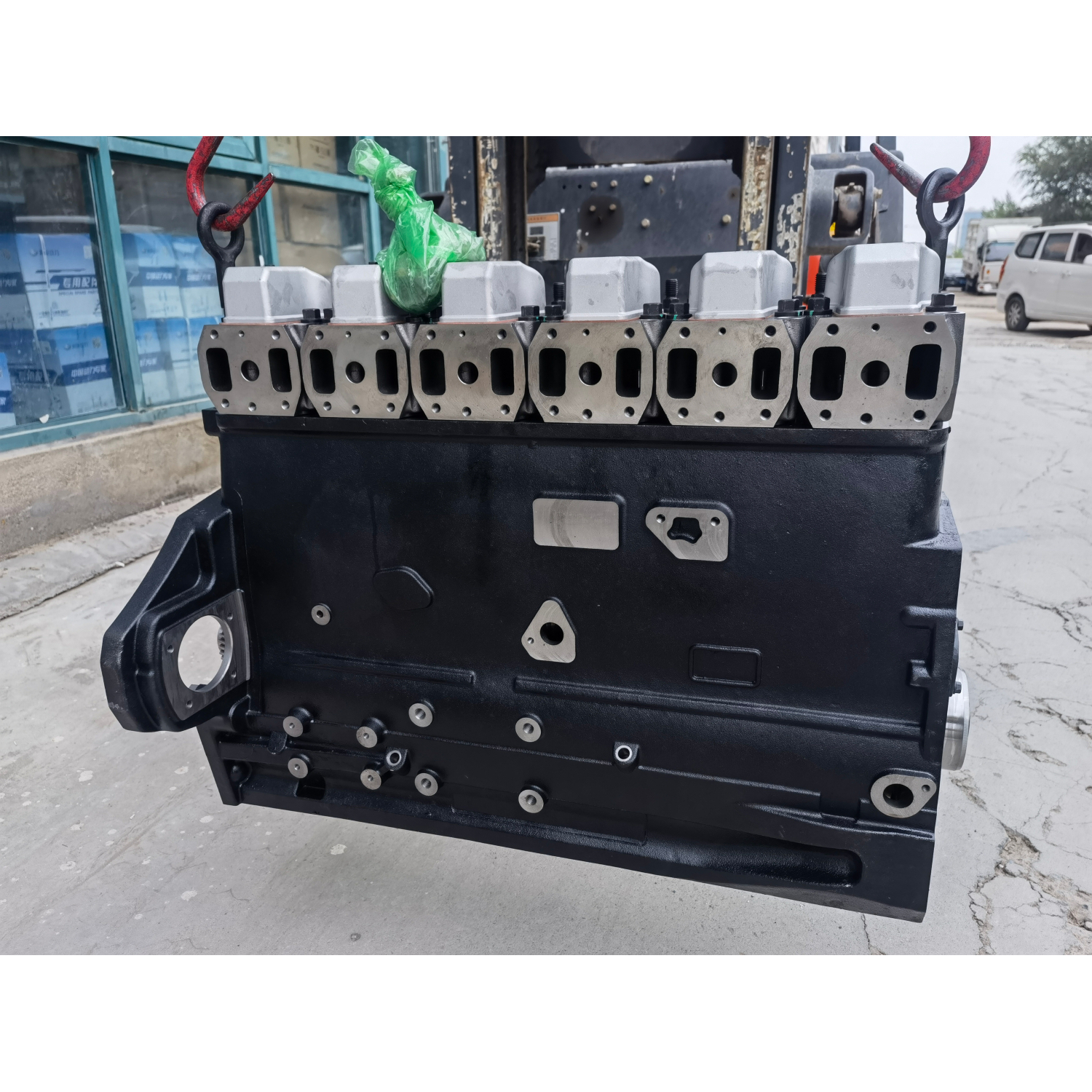 Factory Price  Automotive Parts Accessories Diesel Engine Parts Cylinder Block Auto Parts Image 2