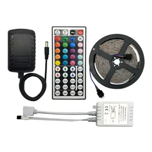 Bande lumineuse led rgb (rvb) de 5m, ip65, étanche, 5050 smd, couleur changeante, avec transformateur de télécommande et prise