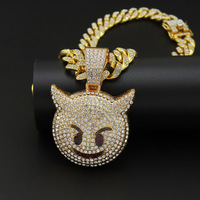 Collar de Moda de Primera Calidad con Colgante de Monstruo de Anime de Dibujos Animados Estilo Elfo Malvado Chapado en Oro y Cadena de Eslabones de Cristal Budista