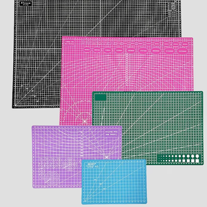 <span class=keywords><strong>Tapis</strong></span> <span class=keywords><strong>de</strong></span> <span class=keywords><strong>Découpe</strong></span> Auto-Cicatrisant A1 en Silicone PVC Épais <span class=keywords><strong>Grand</strong></span> <span class=keywords><strong>Format</strong></span> pour Bureau et <span class=keywords><strong>Couture</strong></span> - Product Image 1