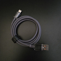 Cables USB a 8 Pines con Tejido Exterior Personalizado Exclusivo OEM ODM, Resistentes al Desgaste