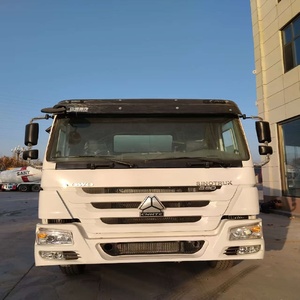 Camion malaxeur à béton SANY SINOTRUK HOWO 380HP Moteur diesel Bon état - Product Image 3