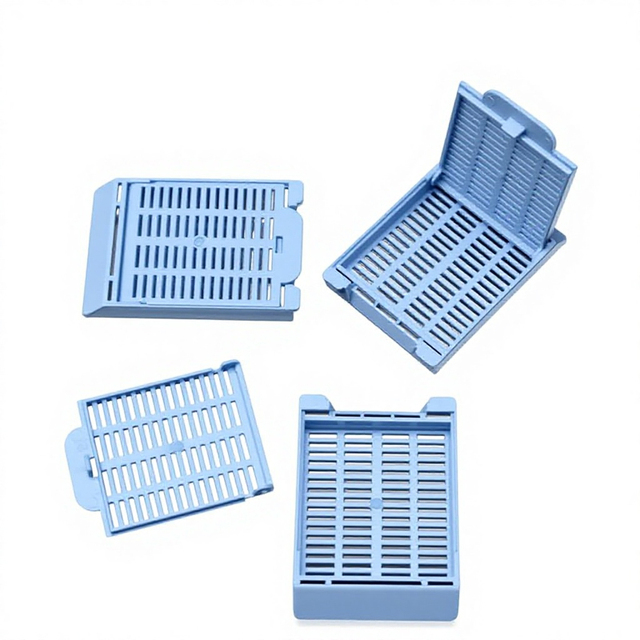 High Quality White Plastic Histology Embedding Cassettes with Fine Square Mesh for Biopsy Specimens