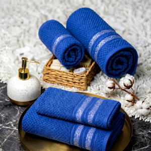 Toalla de Mano y Baño Elbrus con Diseño a Cuadros Jacquard, 70x140cm, 100% Algodón, Borde Floral, 300-600 GSM, Suave, Absorbente y Ecológica - Product Image 1