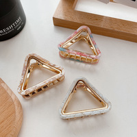 Nouvelle Tendance Promotion Chaude : Mini Pince à Cheveux Géométrique Triangulaire en Alliage Métallique de 5 CM, Pince Creuse en Acétate pour un Style Raffiné