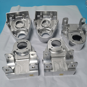 التصنيع باستخدام الحاسب الآلي طحن تحول الفولاذ المقاوم للصدأ الألومنيوم Oem تصنيع المعدات الأصلية الآلات المعدنية السريعة - Product Image 5