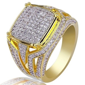Anillo Cuadrado Chapado en Oro de 18k para Hombre, Tres Héroes, con Microincrustaciones de Diamantes, Joyería de Compromiso, Estilo Geométrico - Product Image 1