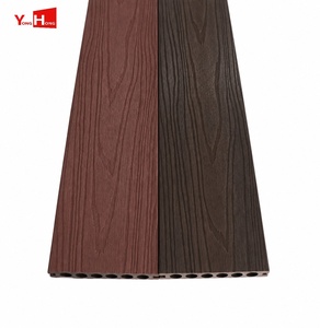 Pavimentazione WPC 150x25mm in Composito Solido per Esterni, Ideale per Marinas e Progetti Costieri - Product Image 4