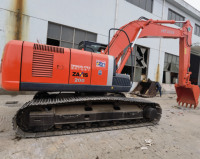 Excavatrices Hitachi ZX200 d'occasion fabriquées au Japon, excavatrice sur chenilles d'occasion de 20 tonnes ZX200 à vendre