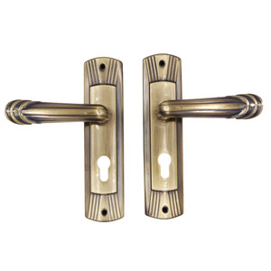 Poignée de <span class=keywords><strong>porte</strong></span> de luxe moderne pour <span class=keywords><strong>entrée</strong></span> principale, résistante à la rouille, avec plaque de serrure à levier, idéale pour appartement et bureau – Vente chaude directe usine - Product Image 3