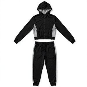 Conjunto Deportivo de 2 Piezas para Mujer, Sudadera con Capucha y Pantalones Jogger, Color Negro con Bloques de Color, Chaqueta Impermeable con Cierre y Manga Larga - Product Image 1