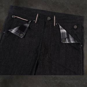 Jeans pour hommes OEM de haute qualité en denim japonais selvedge slub (charbon) avec patchwork à carreaux sur le devant - Product Image 3