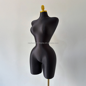 Maniquí de Fibra de Vidrio de Medio Cuerpo Curvy BBL para Lencería, Tallas Grandes, con Busto Grande y Caderas Anchas, en Pose de Pie - Product Image 5