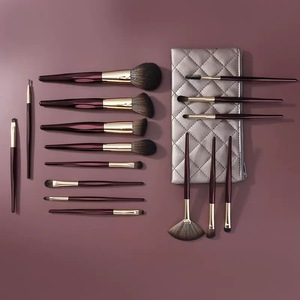 Juego de brochas de maquillaje de fibra de alta calidad color rojo vino, 16 piezas, para rostro, sombra de ojos, base, rubor, venta al por mayor, brochas de maquillaje profesionales - Product Image 4