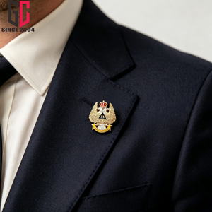 Spilla da Bavero Personalizzata da Fabbrica con Aquila a Due Teste del Rito Scozzese a 33 Gradi, Corona <span class=keywords><strong>Deus</strong></span> Meumque Jus, Distintivo in Metallo Smaltato Duro Massonico - Product Image 5