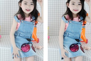 Vente en gros en ligne de vêtements pour enfants, robe courte en jean décontractée et mignonne pour filles, provenant d'un fournisseur chinois - Product Image 2