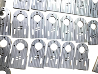 Service d'usinage CNC sur mesure de haute précision 0,005 mm ISO 13485 IATF 16949 Pièces usinées par fraisage et tournage 5 axes Sans MOQ Médical