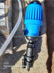 農地点滴灌漑システム用ドサトロンドーザー比例ドージングポンプ0.1 ~ 1% - Product Image 2