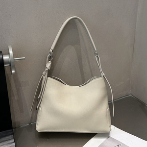 Bolso de Hombro de Cuero Granulado de Lujo para Mujer, Bolso Minimalista Tipo Hobo, Bolso de Mano de Cuero Genuino de Alta Calidad - Product Image 2