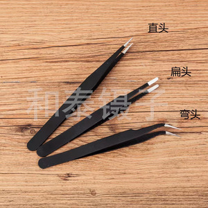 Suministro directo de fábrica de un juego de pinzas de acero inoxidable de tres piezas, herramienta de pinzas para modelismo DIY, pinzas curvas negras extra gruesas y - Product Image 2