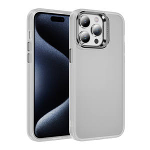 Coque de téléphone portable translucide et douce pour la peau avec cadre d'objectif d'appareil photo en métal, antichoc en PC+TPU pour <span class=keywords><strong>iPhone</strong></span> 17 Pro <span class=keywords><strong>Max</strong></span> 16 15 14 13 12 - Product Image 1