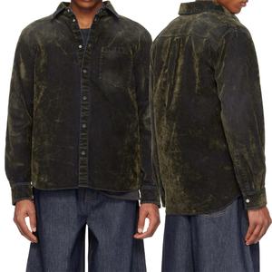 Chemises en jean streetwear décontractées vintage à boutons, coupe ample et oversize, en denim floqué classique pour hommes - Product Image 6