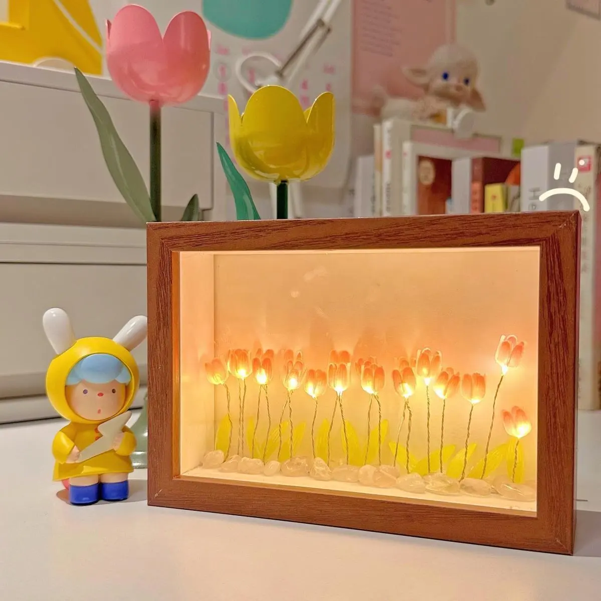 Nouveau 3d DIY Fleur Éternelle Lumière Tulipes Bureau Lampes De Table Tulipe Photo Cadre Photo Veilleuses Enfants Filles