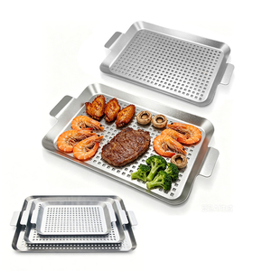 Juego de parrillas perforadas de acero inoxidable de grado alimenticio al por mayor <span class=keywords><strong>con</strong></span> asas anchas para cesta de asar verduras en barbacoas al aire libre - Product Image 1