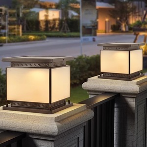 LED Solaire Extérieur IP65 Aluminium Pilier Lumières E27 Étanche Télécommande Dimmable pour Ménage Paysage Cour Villa - Product Image 2