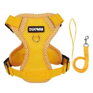 Chaleco Tipo Arnés de Poliéster Transpirable para Mascotas con Logo Personalizado y Características a Medida, Color Sólido, Tallas XS a Grande para Gatos y Perros - Product Image 2