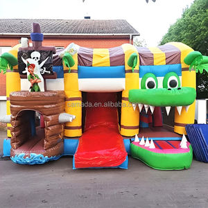 Château gonflable commercial en PVC Crocodile Pirate avec toboggan, capacité 800 kg, écologique, certifié CE, pour extérieur - Product Image 1