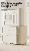 Meuble de rangement moderne en plastique transparent pour bébé, avec panneau perforé supérieur et portes transparentes en option, idéal pour chambre ou parc.
