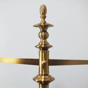 Venta al por mayor <span class=keywords><strong>de</strong></span> adornos metálicos a escala <span class=keywords><strong>de</strong></span> equilibrio creativos simples a la moda modernos personalizados para decoración <span class=keywords><strong>de</strong></span> escritorio <span class=keywords><strong>de</strong></span> bufetes <span class=keywords><strong>de</strong></span> <span class=keywords><strong>abogados</strong></span> artesanías <span class=keywords><strong>de</strong></span> metal - Product Image 4