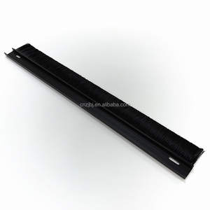 Corps en <span class=keywords><strong>PVC</strong></span> de 19 pouces de qualité industrielle et bricolage 1U Rack Cabinet Strip Panel Brush Support OEM personnalisable - Product Image 5