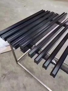 <span class=keywords><strong>Presse</strong></span> <span class=keywords><strong>plieuse</strong></span> automatique de haute précision de type <span class=keywords><strong>AMADA</strong></span> avec jeu de poinçons et matrices, barre de torsion et moteur à roulement en aluminium - Product Image 4