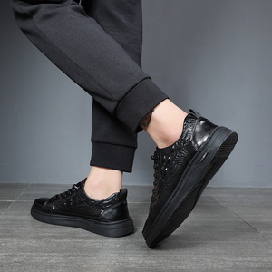 Chaussures en cuir véritable pour hommes, chaussures décontractées à semelle souple pour hommes, baskets noires tendance - Product Image 4