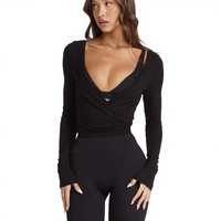 Ensemble de 4 pièces de vêtements de sport respirants pour femme, personnalisable avec marque privée, pour Pilates et Yoga, avec bretelles halter, devant en V et taille haute
