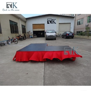 Plataforma de Escenario con Faldones Rojos, Plataforma Cuadrada de 1m×1m para Eventos - Product Image 4