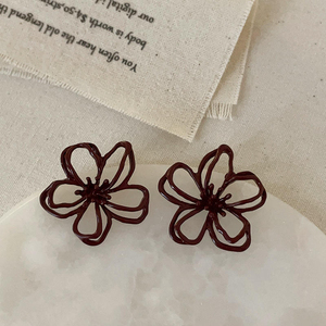 Customized Fashion <b>Sweet</b> Style Multi-color Alloy Oil Drop Hollow <b>Flower</b> Women's Earrings Suitable for Daily Wear on Vacation - Product Image 4