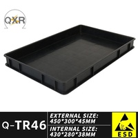 ESD Série de palettes de taille moyenne plateaux en plastique antistatiques plateau noir Plusieurs spécifications sont disponibles