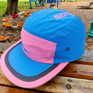 Fabriqu<span class=keywords><strong>é</strong></span> en tissu de nylon, il sèche rapidement et r<span class=keywords><strong>é</strong></span>siste à l'eau. Personnalisable, un chapeau de camping tendance et avant-gardiste. - Product Image 2