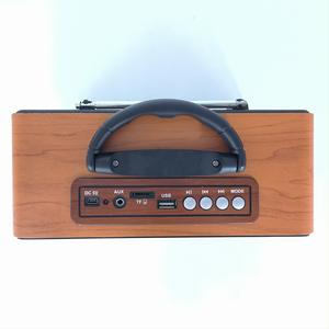 Reproductor de escritorio con control remoto por radio de banda completa, con caja de madera e inserto para tarjeta. - Product Image 4