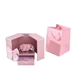 Popular Mothers Day Valentine Day Gift Rose Mom Flower Box with Ribbon