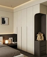 Armoire de chambre intégrée avec bureau, armoire combinée pour chambre principale, finition complète