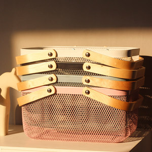 Panier de rangement en fil métallique pour cuisine, dortoir, bureau – Idéal pour légumes, fruits, collations, articles divers – Conception creuse avec poignée intégrée - Product Image 2
