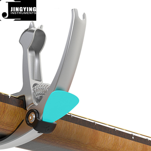 2024 Jingying Musique Guitare Accessoires, Vente en gros 5 en 1 Multifonctionnel Guitare Capos avec Coupe-Corde/Pin Extracteur/Pick Holder - Product Image 6
