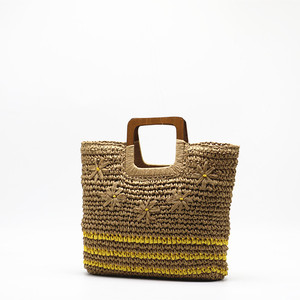 <span class=keywords><strong>Bolsos</strong></span> <span class=keywords><strong>de</strong></span> <span class=keywords><strong>ganchillo</strong></span> hechos a mano <span class=keywords><strong>de</strong></span> primavera 2025, bolsas informales <span class=keywords><strong>de</strong></span> paja para exteriores para niñas <span class=keywords><strong>con</strong></span> asa <span class=keywords><strong>de</strong></span> <span class=keywords><strong>madera</strong></span> - Product Image 4